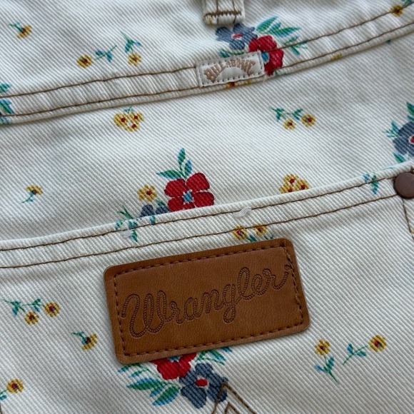 Billabong Cream Floral Straight Leg Jeans - Picture 8 of 16